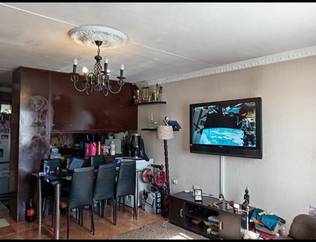 2 BEDROOM APARTMENT FOR SALE IN BRAMLEY VIEW